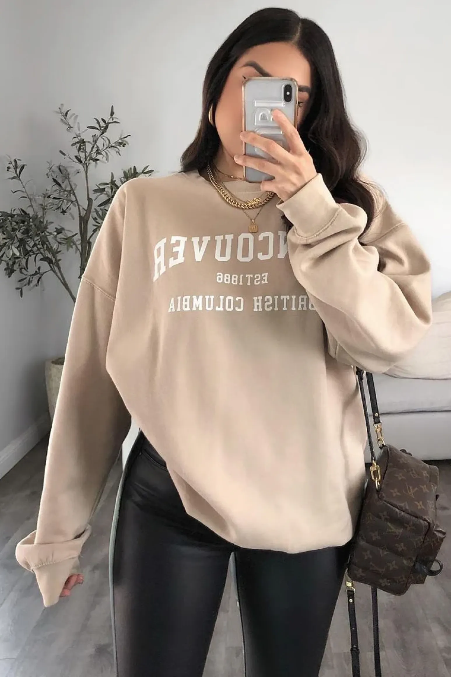Rebellious Fashion Beige Oversized Vancouver Sweatshirt - Kyran