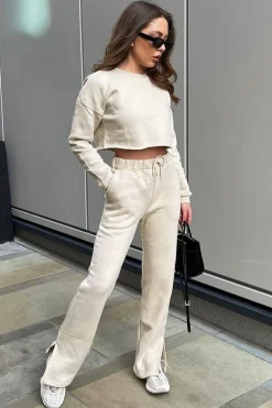 Rebellious Fashion Beige Round Neck Cropped Sweatshirt - Lenny