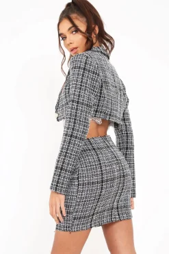 Rebellious Fashion Black And White Cropped Blazer - Keilee