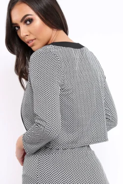 Rebellious Fashion Black and White Print Cropped Jacket - Marilyn