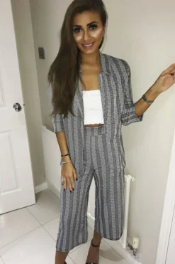 Rebellious Fashion Black and White Striped Culottes - Ivonna