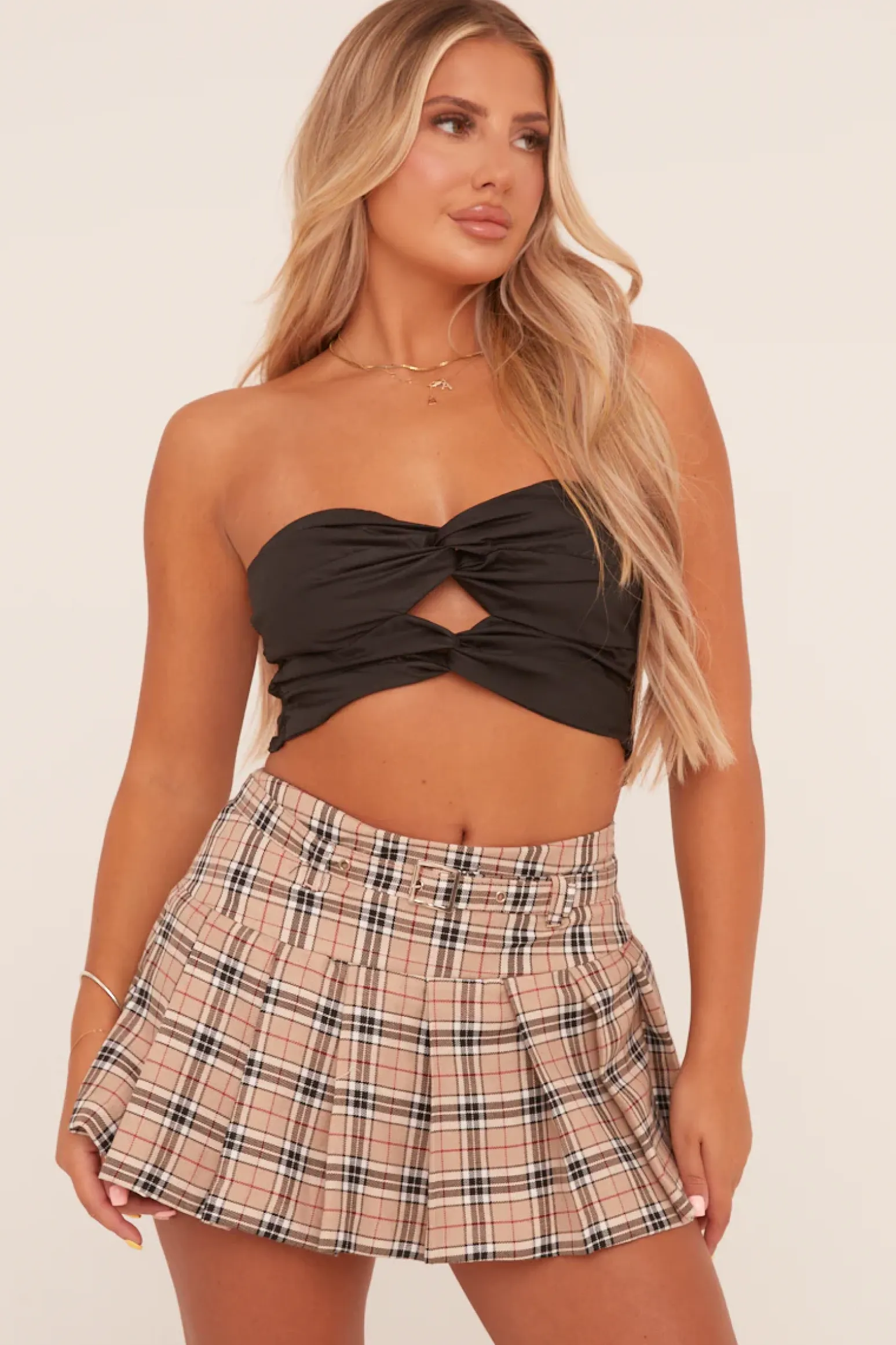 Rebellious Fashion Black Bandeau Twist Front Cropped Top - Annina