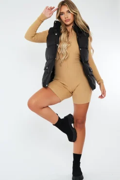 Rebellious Fashion Black Detachable Hood Puffer Gilet - Emisha