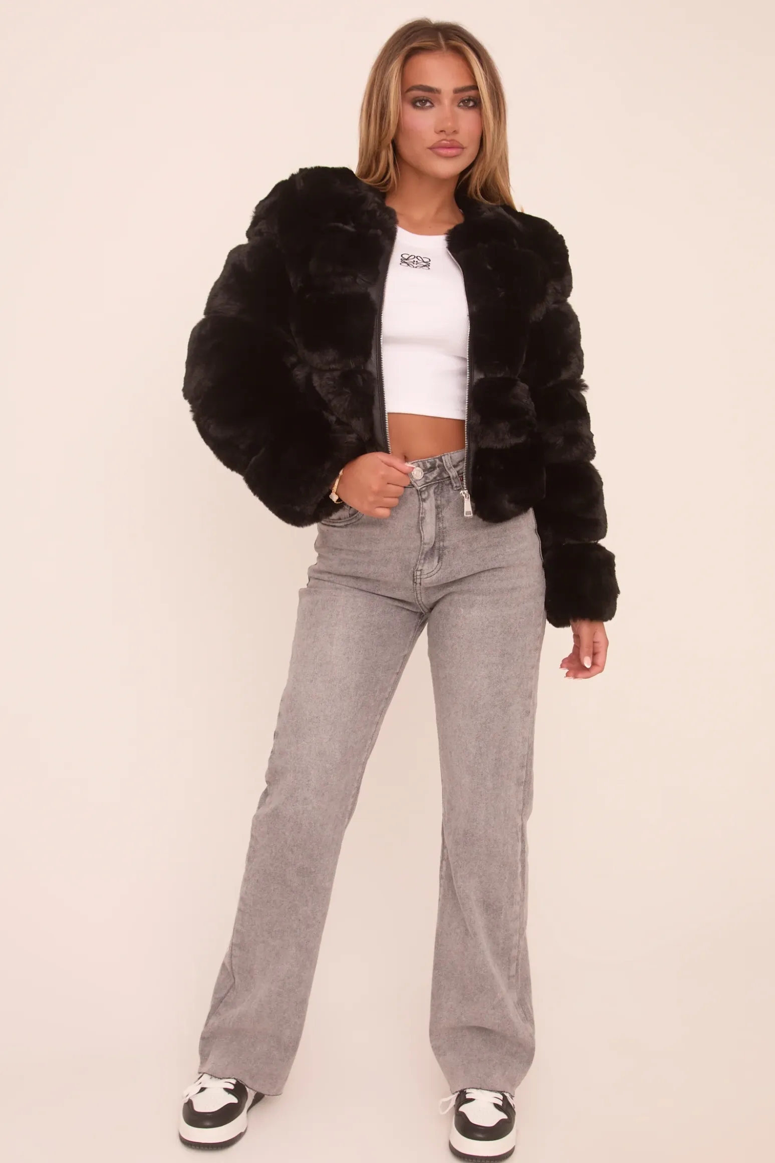 Rebellious Fashion Black Faux Fur Cropped Coat - Heaven