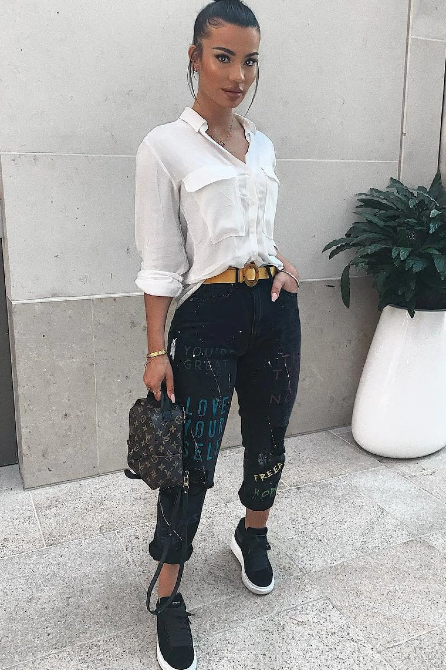 Rebellious Fashion Black Graffiti Print Distressed Boyfriend Jeans - Maryana