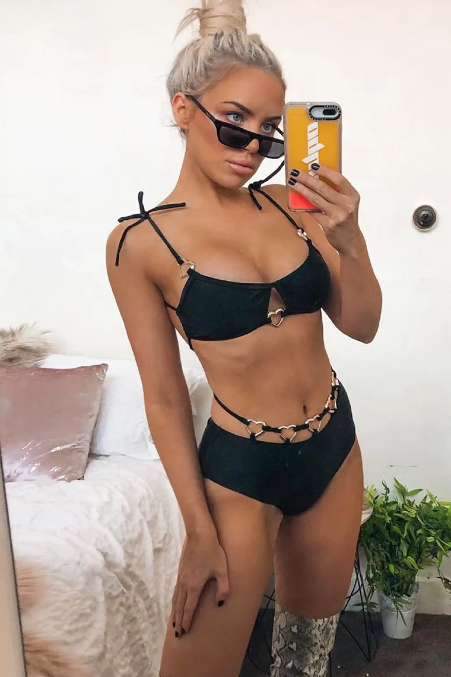 Rebellious Fashion Black Heart Detail High Waist Bikini - Franki