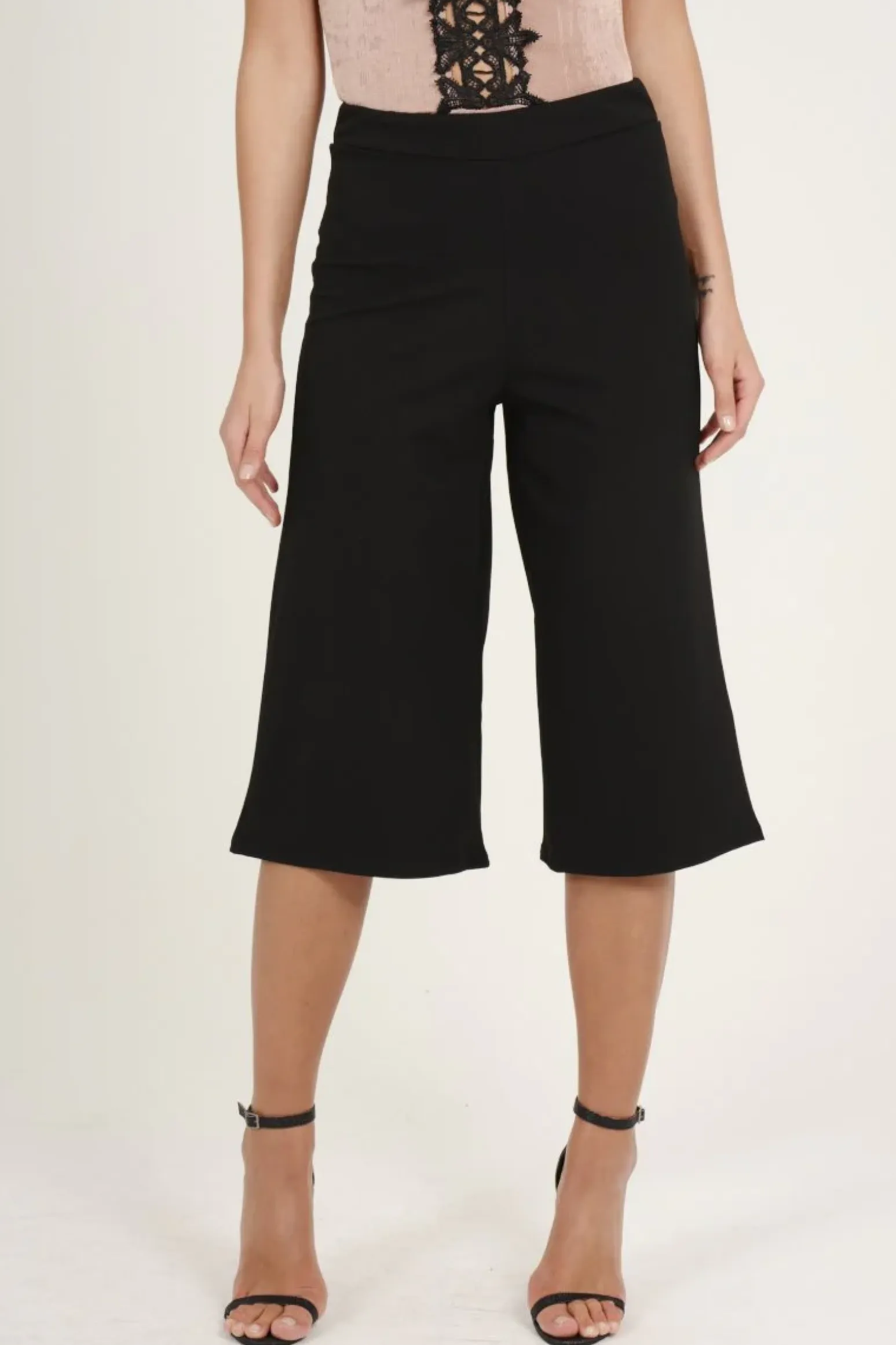 Rebellious Fashion Black High Waisted Cropped Culottes - Tola