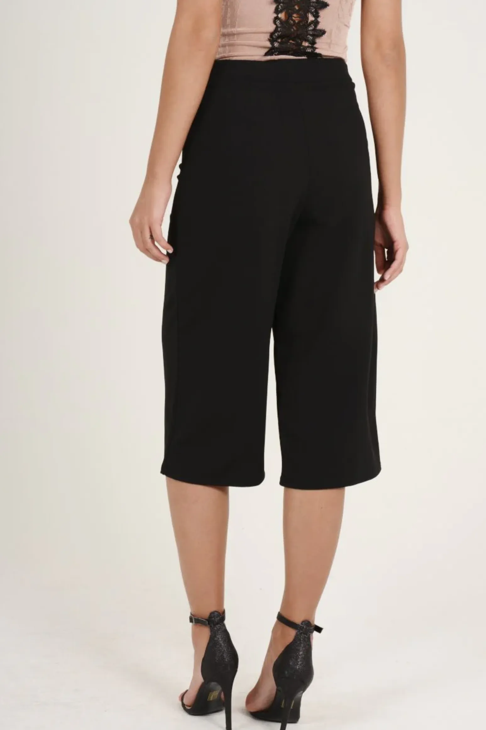 Rebellious Fashion Black High Waisted Cropped Culottes - Tola