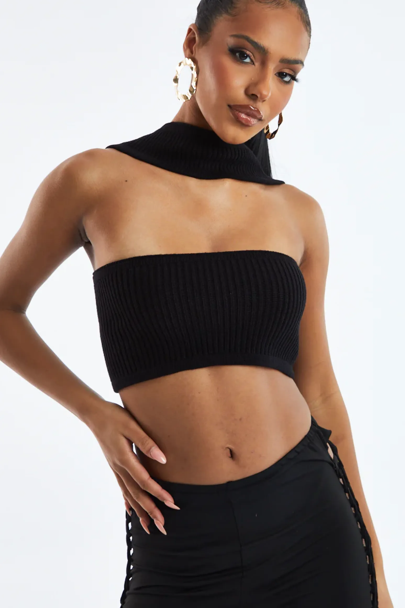 Rebellious Fashion Black Knit Choker Neck Cropped Top - Lia