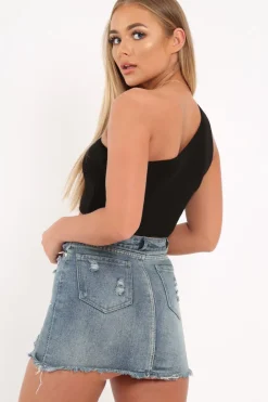 Rebellious Fashion Black Knitted Halterneck Crop Top - Golde