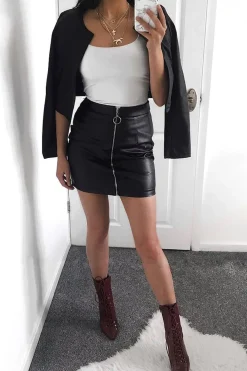 Rebellious Fashion Black Matte PU Ring Zip Mini Skirt - Rachel