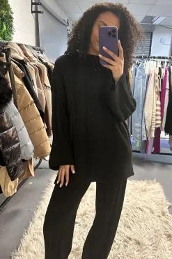 Rebellious Fashion Black Oversized Round Neck Knitted Co-ord Set - Pihu