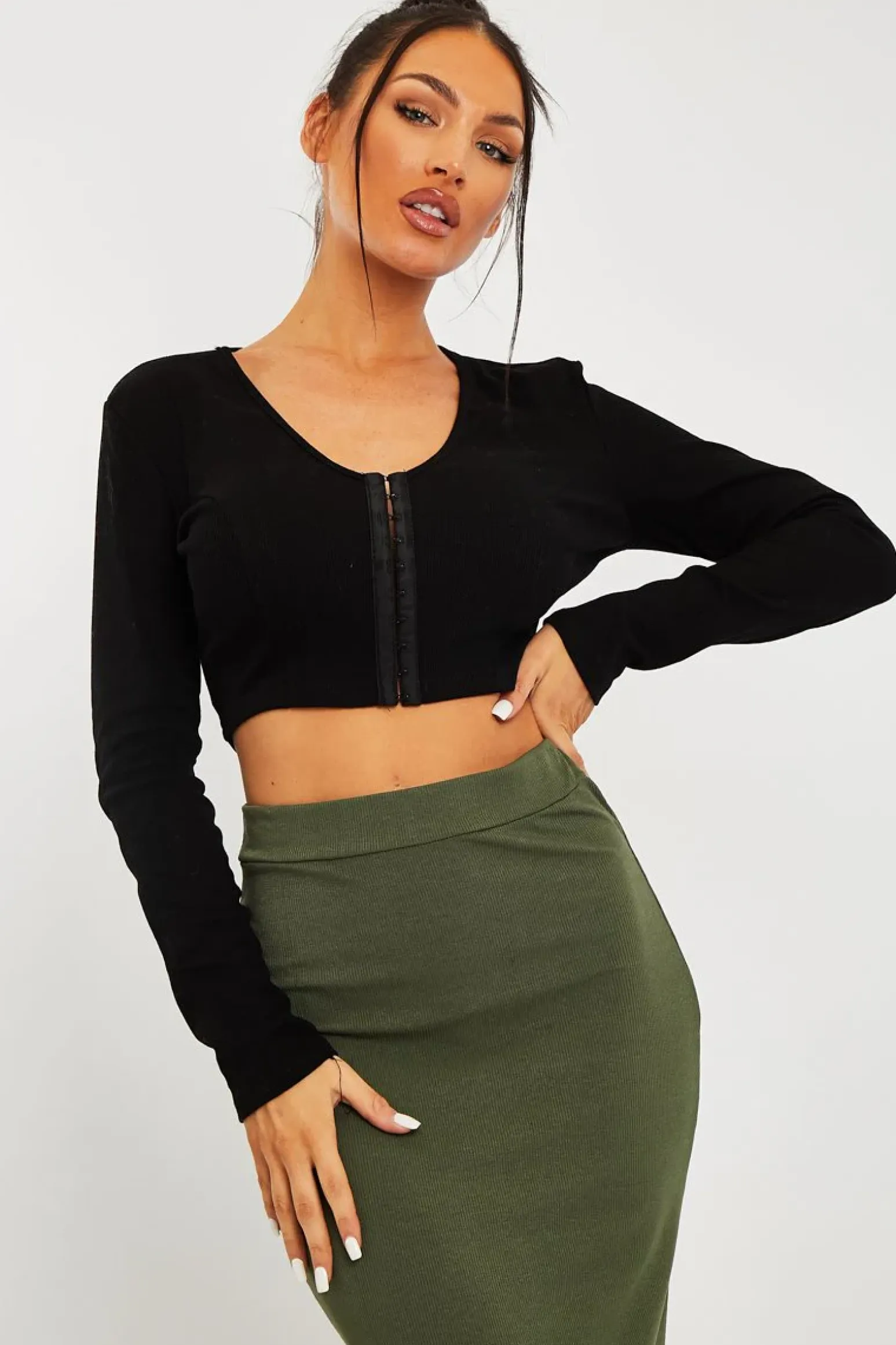 Rebellious Fashion Black Ribbed Hook Fastening Crop Top - Piper