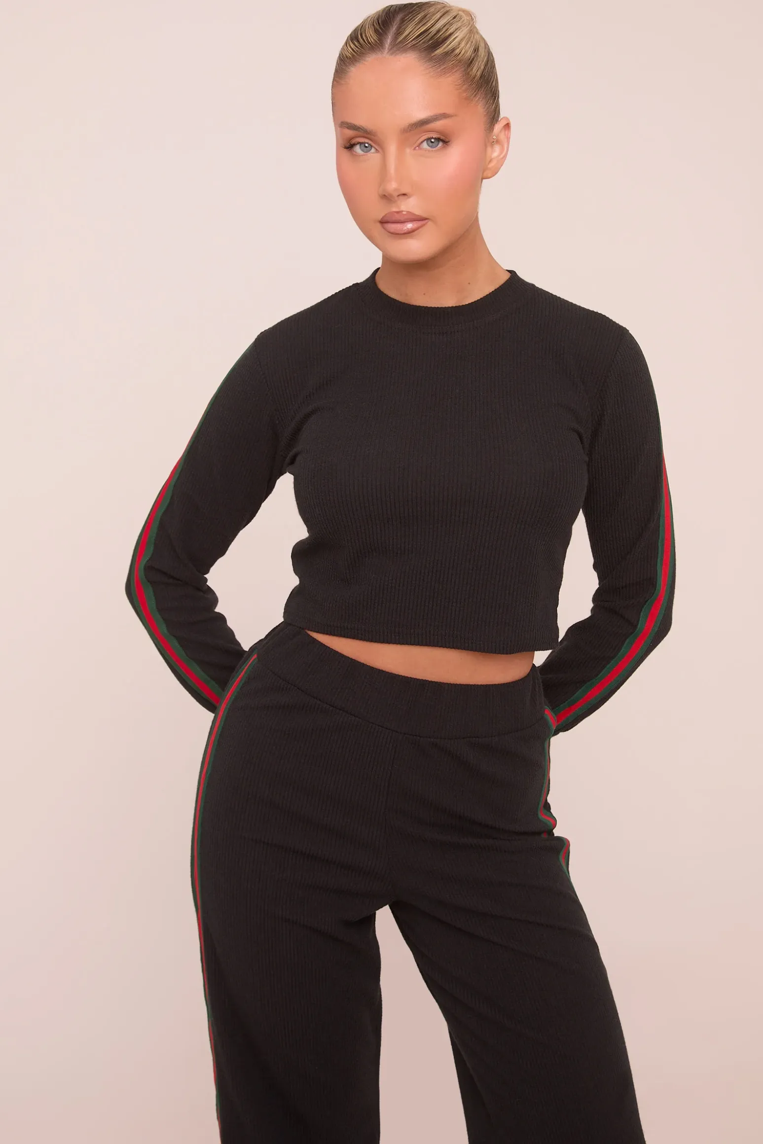 Rebellious Fashion Black Rib Knit Stripe Detail Crop Top & Straight Leg Trouser Co-ord Set Set - Donna