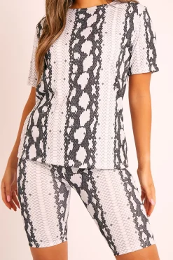 Rebellious Fashion Black Snake T-shirt Cycling Short Set - Alissandra