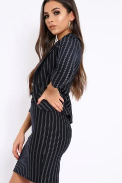 Rebellious Fashion Black Stripe Slim Fit Blazer - Savaya