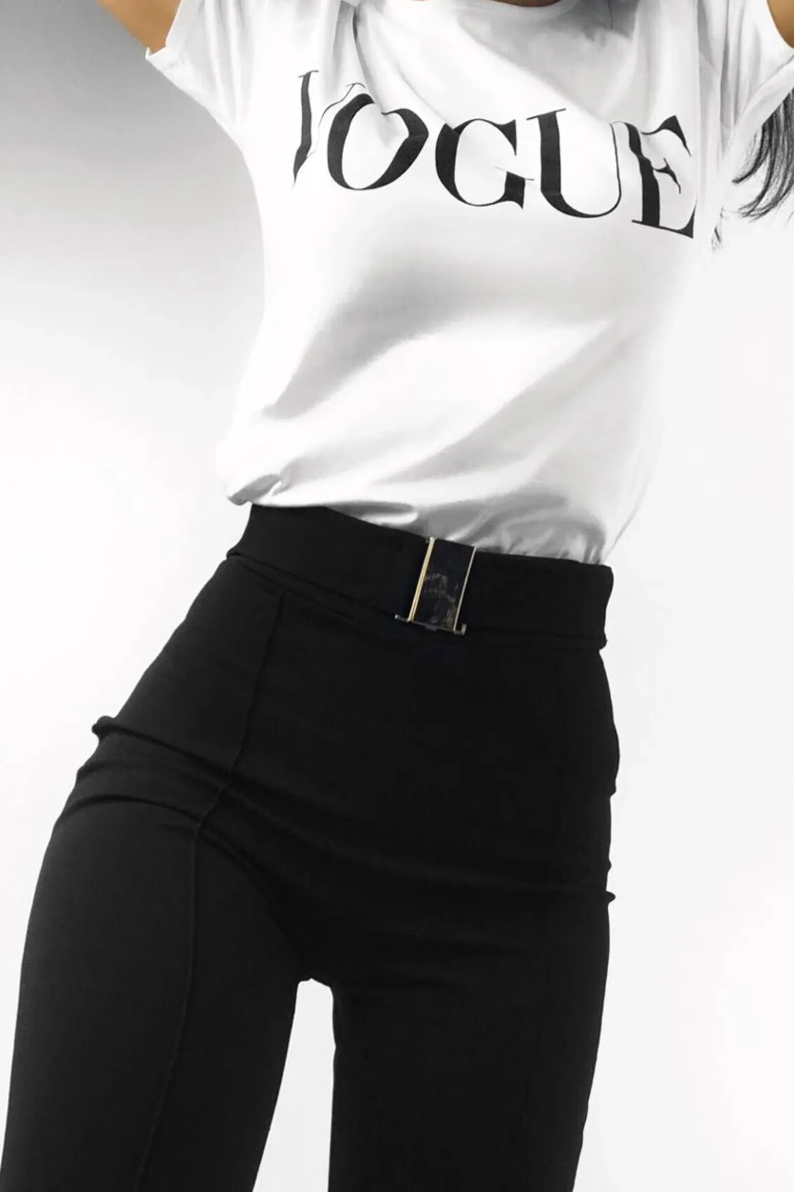 Rebellious Fashion Black Tapered Trousers With Gold Buckle - Zyana