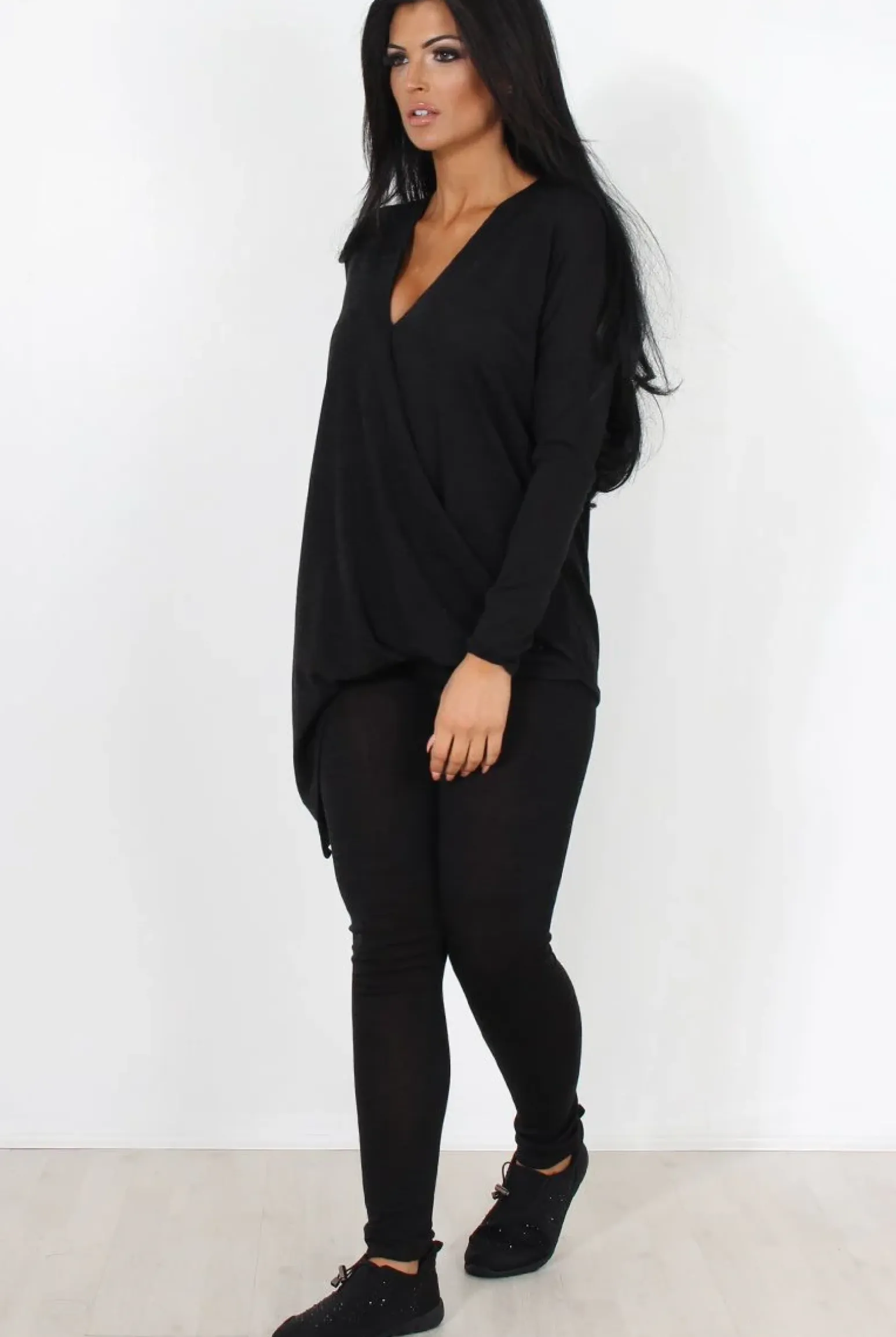 Rebellious Fashion Black V Neck Loungewear Set-Kimi