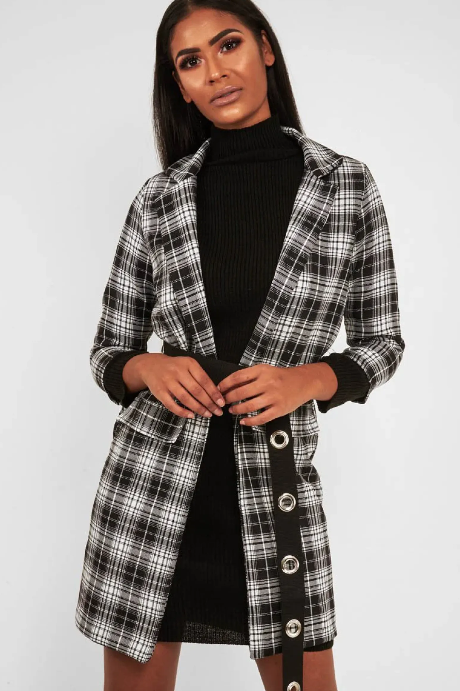 Rebellious Fashion Black White Check Longline Blazer - Wrenn