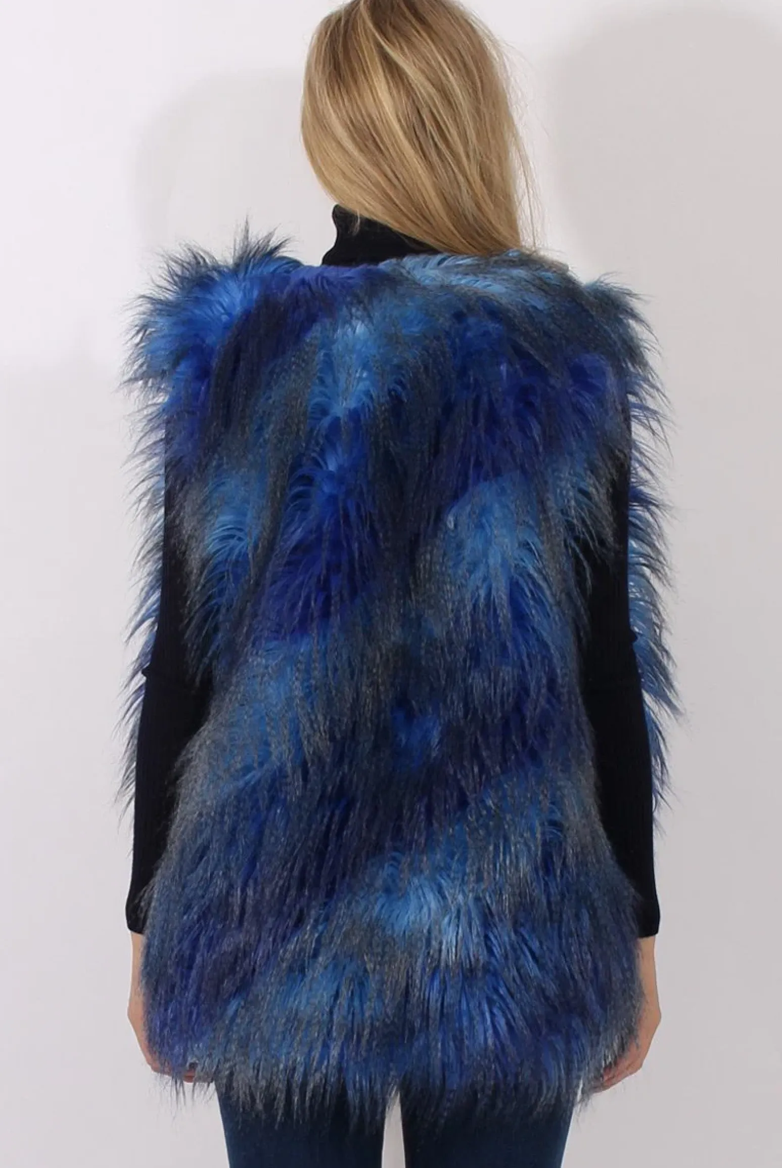 Rebellious Fashion Blue Faux Fur Gilet - Demi