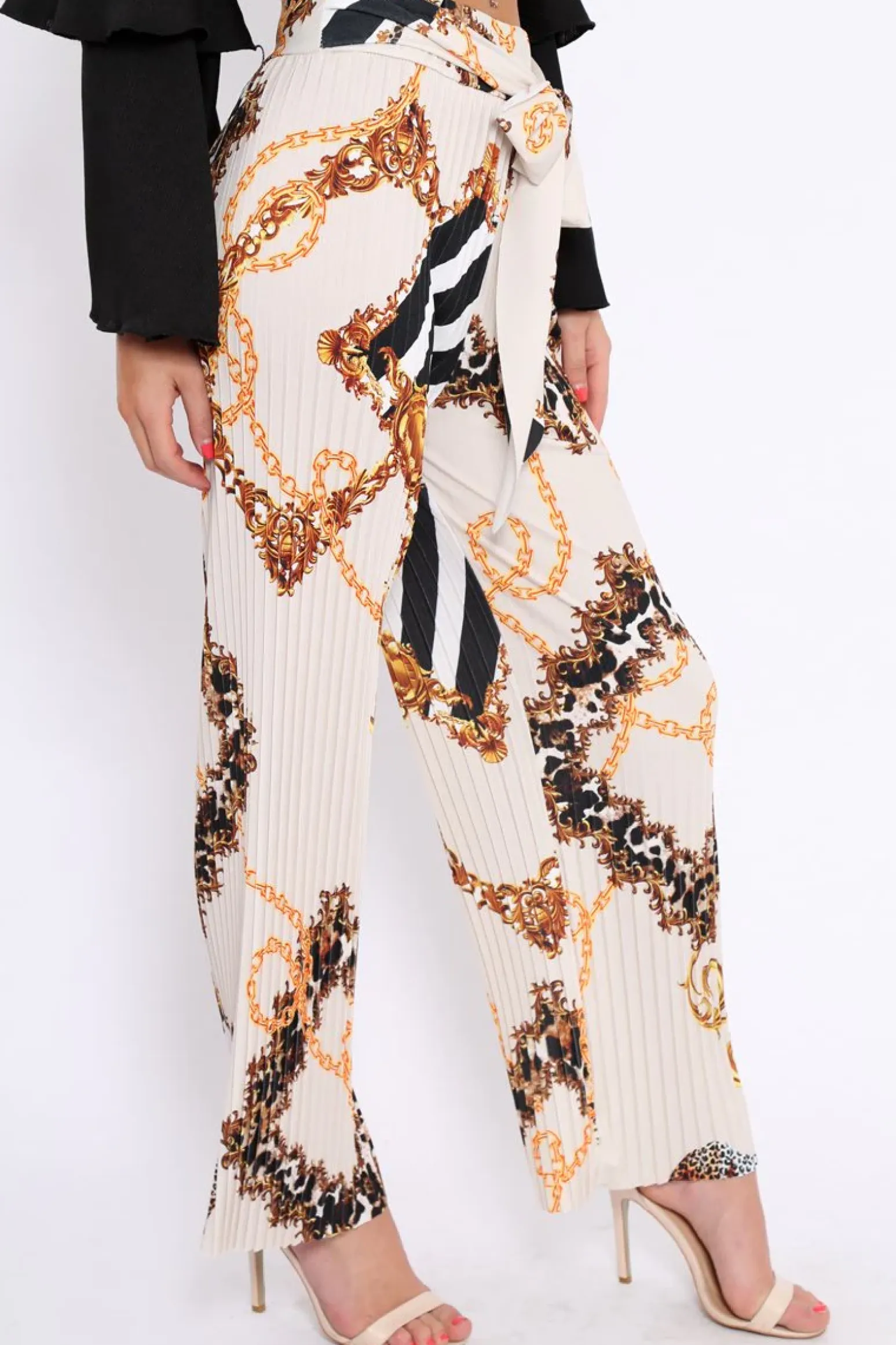 Rebellious Fashion Cream Chain Pleated Wide Leg Trousers - Neola