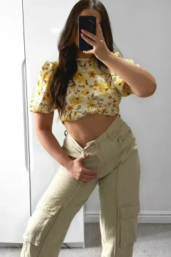 Rebellious Fashion Cream Floral Puff Sleeve Cut Out Crop Top - Perla