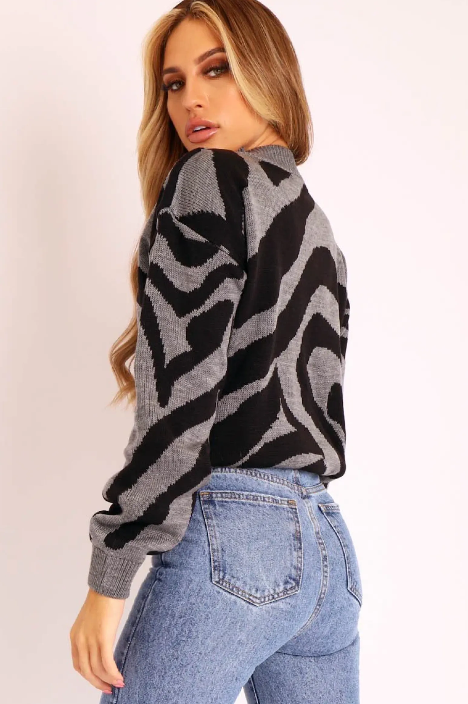 Rebellious Fashion Dark Grey Black Abstract Print Knit Jumper - Palyn