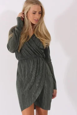 Rebellious Fashion Green Cross Over Pleated Dress - Blossom
