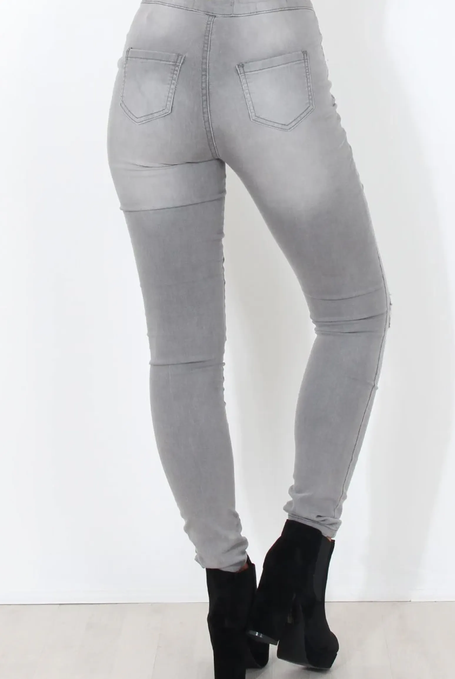 Rebellious Fashion Grey High Waisted Jeans-Caprice