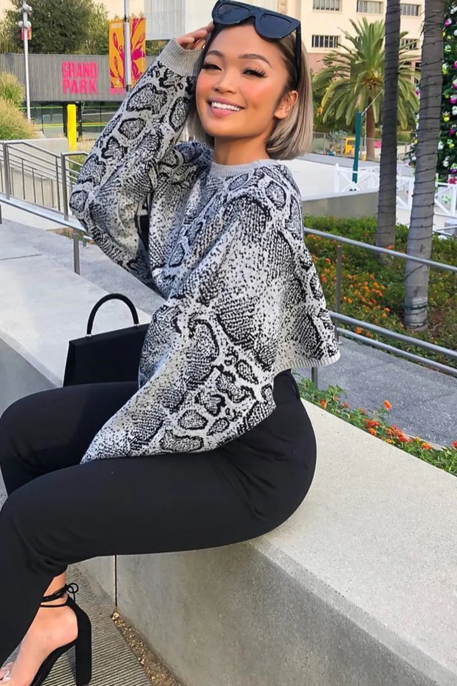 Rebellious Fashion Grey Snake Cropped Batwing Jumper - Lizy