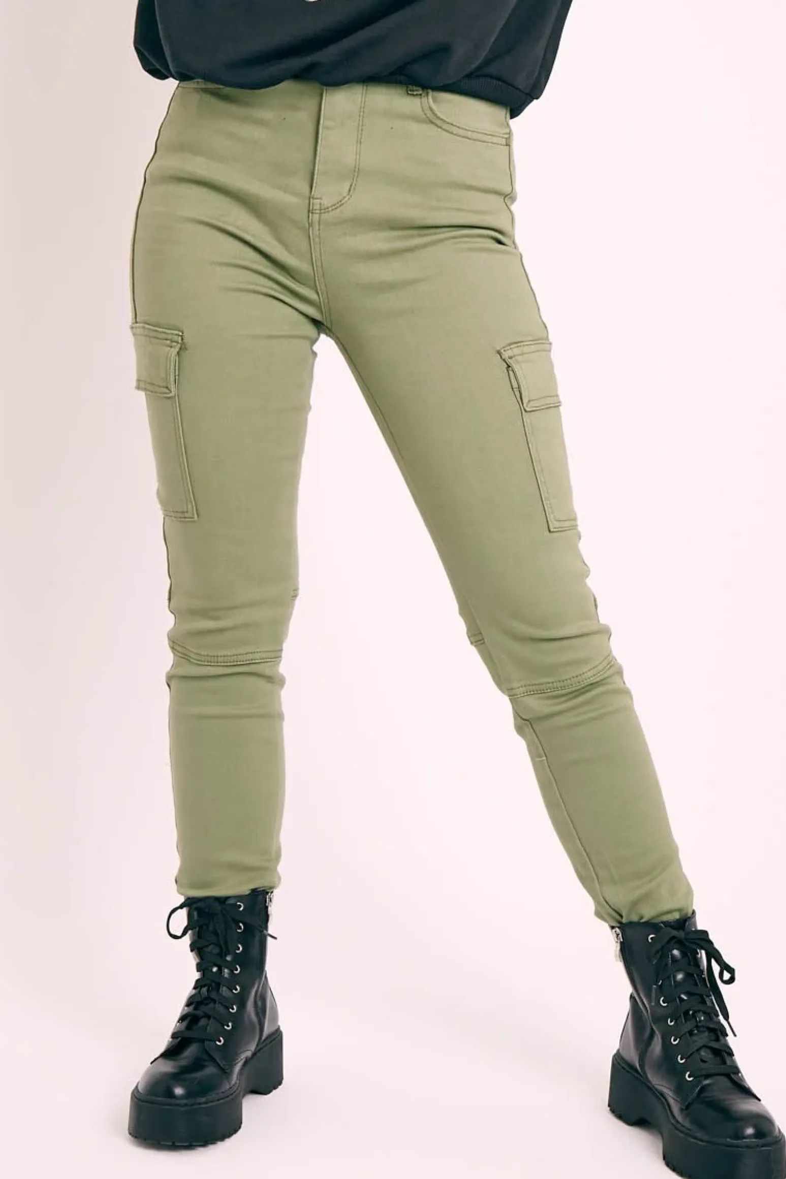 Rebellious Fashion Khaki Denim Cargo Jeans - Destany