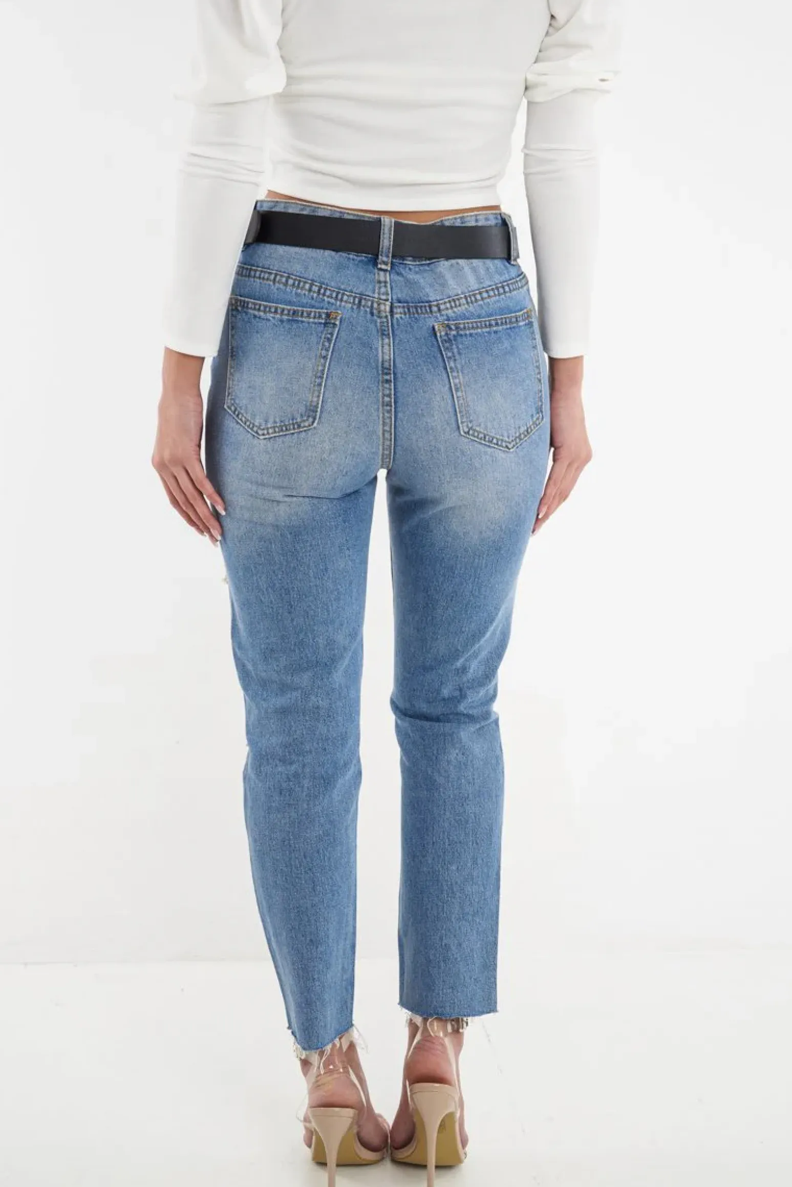 Rebellious Fashion Light Wash Fray Hem Distressed Boyfriend Jeans - Kaiah