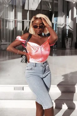 Rebellious Fashion Neon Pink Satin Milkmaid Ring Zip Crop Top - Aariel