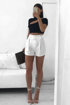 Rebellious Fashion Off White Tailored Pleat Front Belted Shorts - Immi