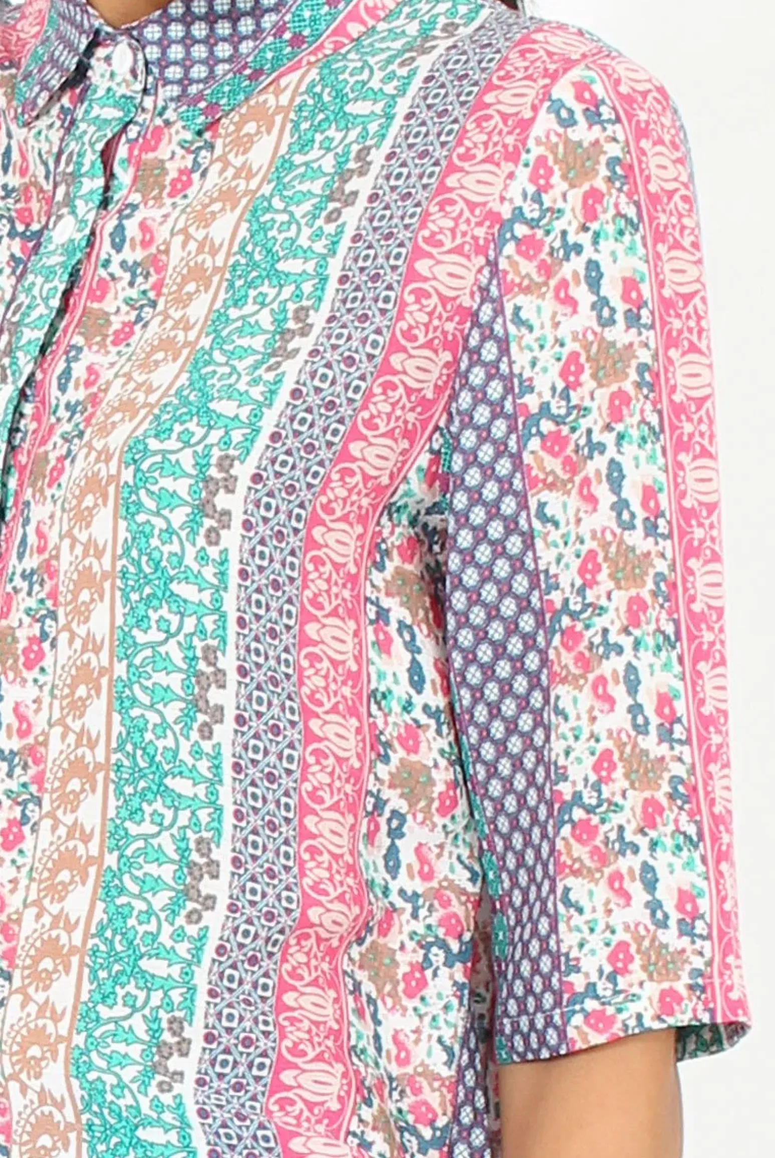 Rebellious Fashion Pink Folk Print Cropped Shirt - Tiff