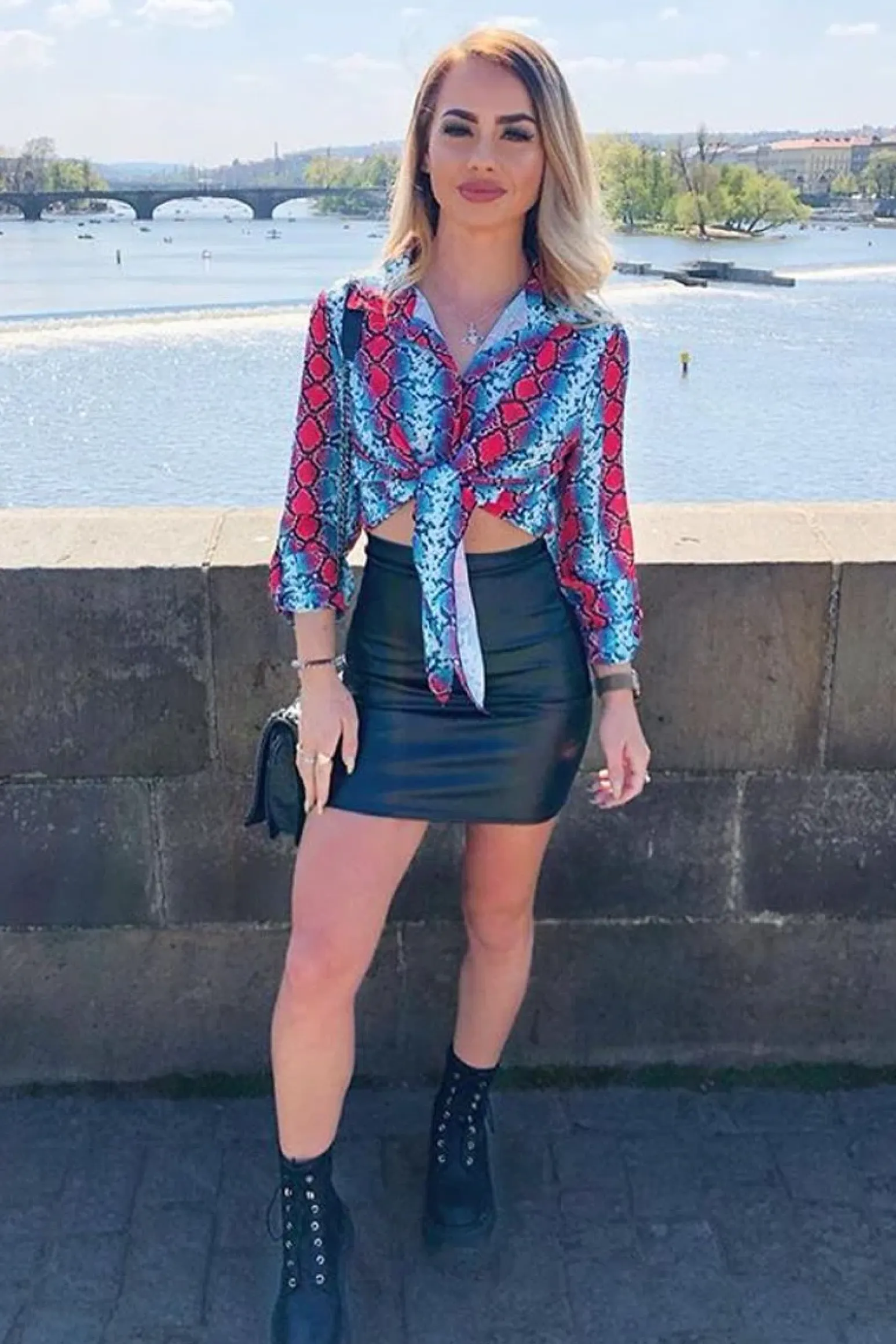 Rebellious Fashion Red Blue Snake Oversized Button Down Shirt - Sopha