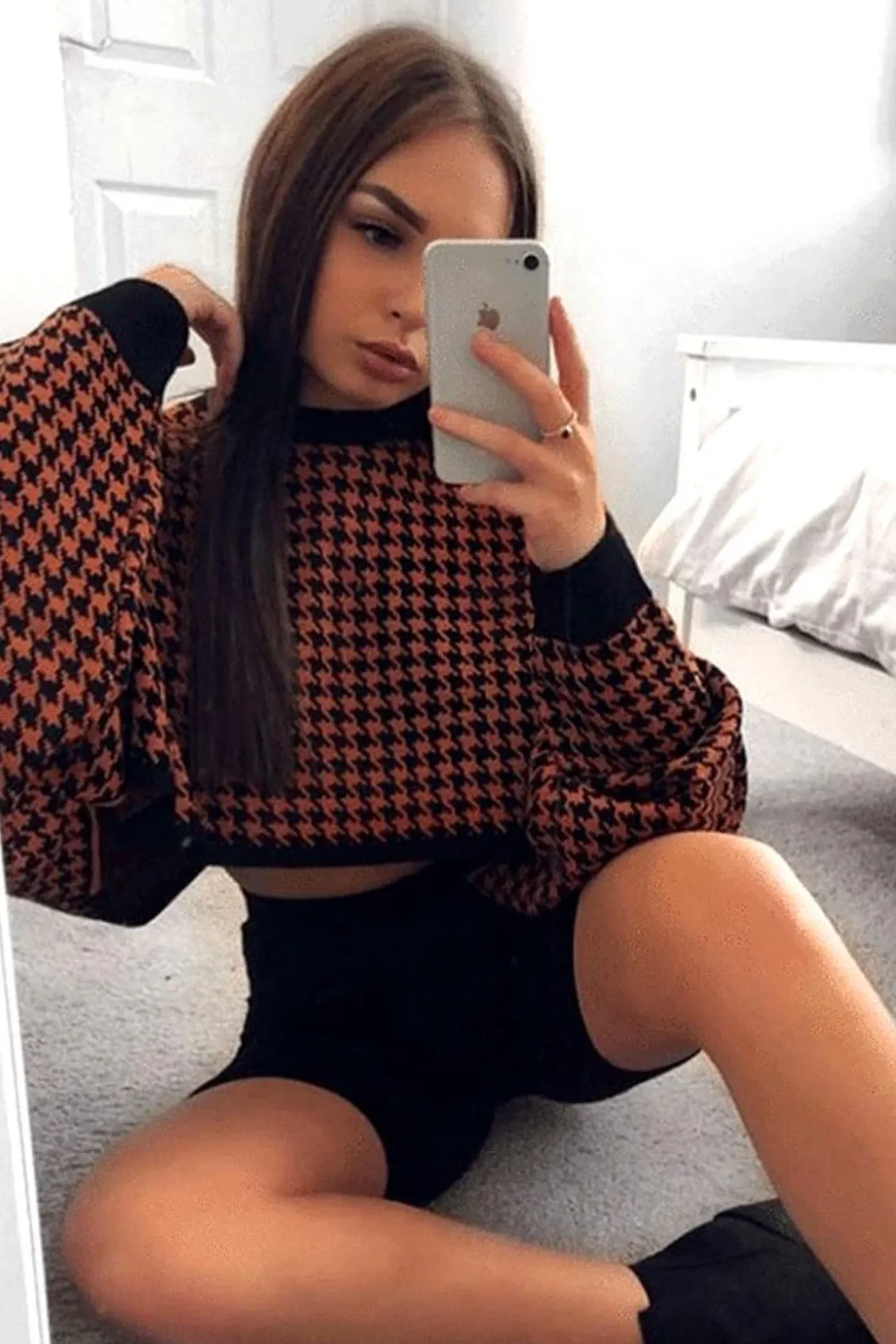 Rebellious Fashion Rust Hounds Tooth Cropped Batwing Jumper - Lizy