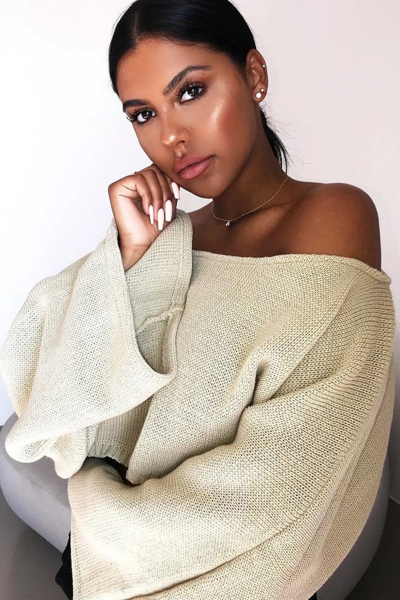 Rebellious Fashion Stone Cropped Batwing Jumper - Carmin