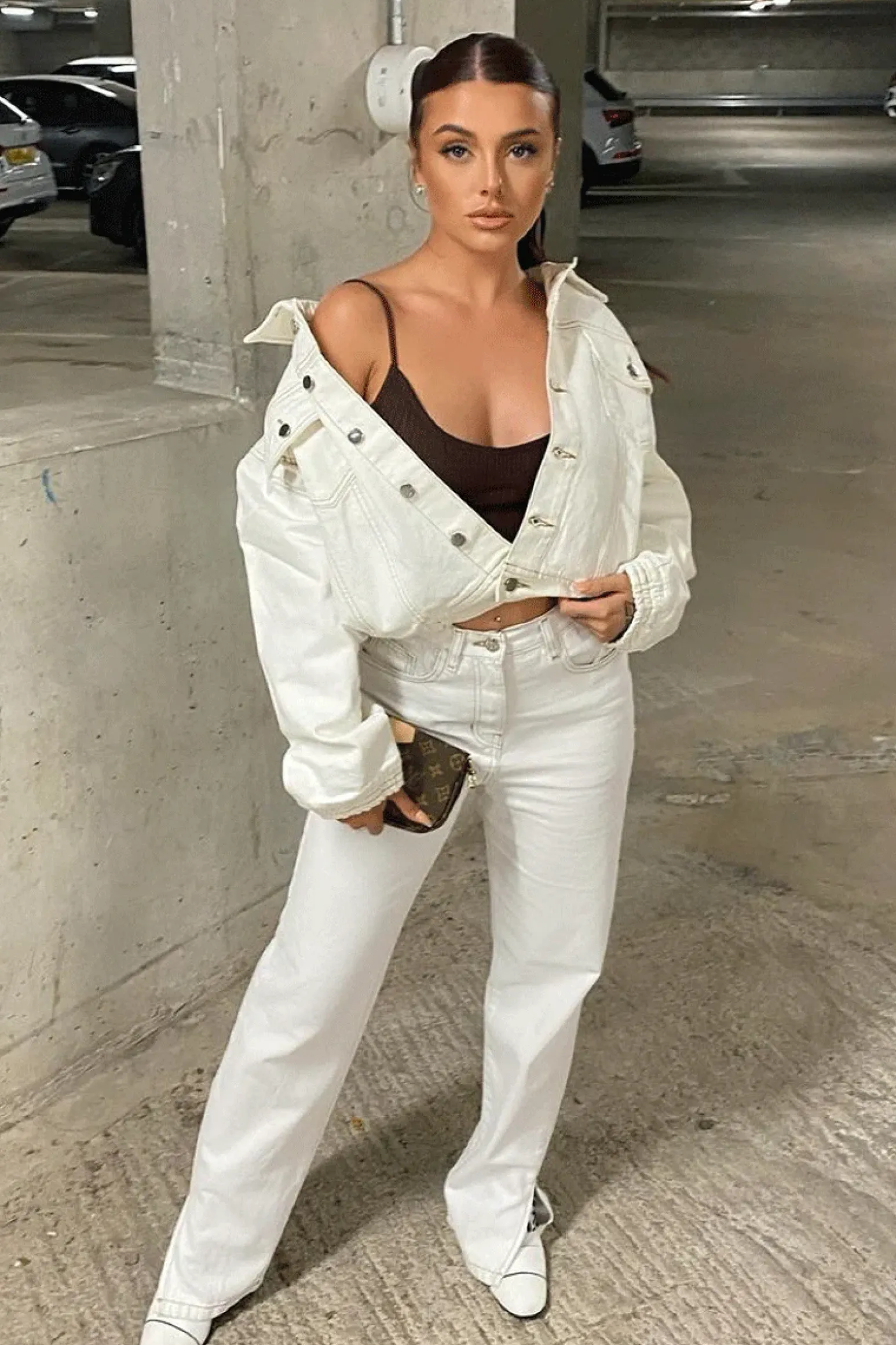 Rebellious Fashion White Contrast Stitch Denim Straight Leg Side Split Jeans - Tashi