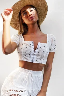 Rebellious Fashion White Floral Hook And Eye Puff Sleeve Crop Top - Libbie