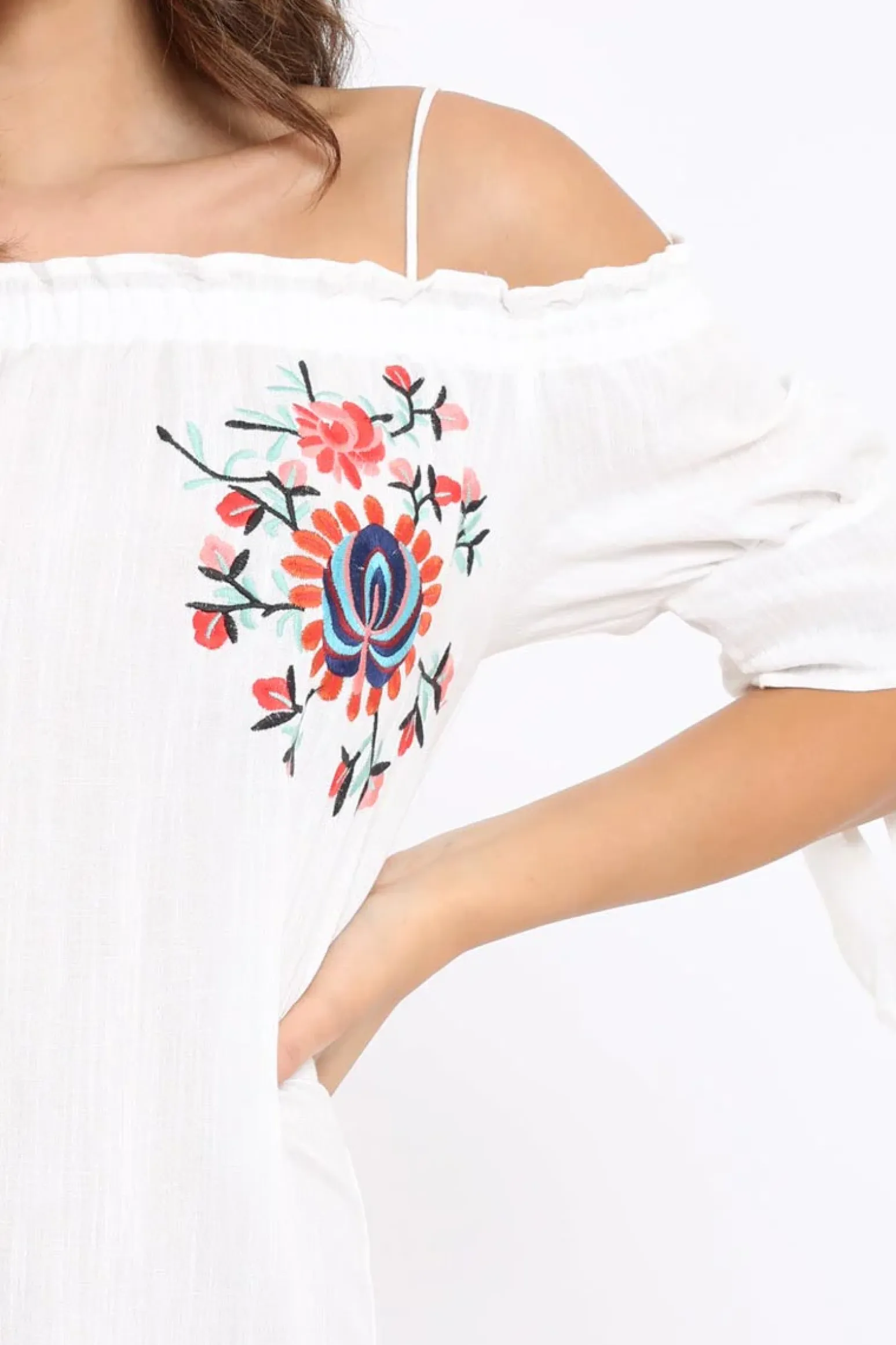 Rebellious Fashion White Flower Embroidered Shift Dress - Isolde