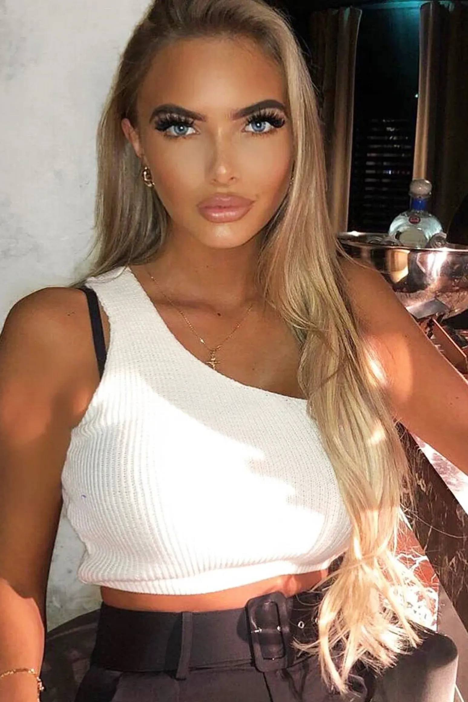 Rebellious Fashion White Knitted One Shoulder Crop Top - Golde