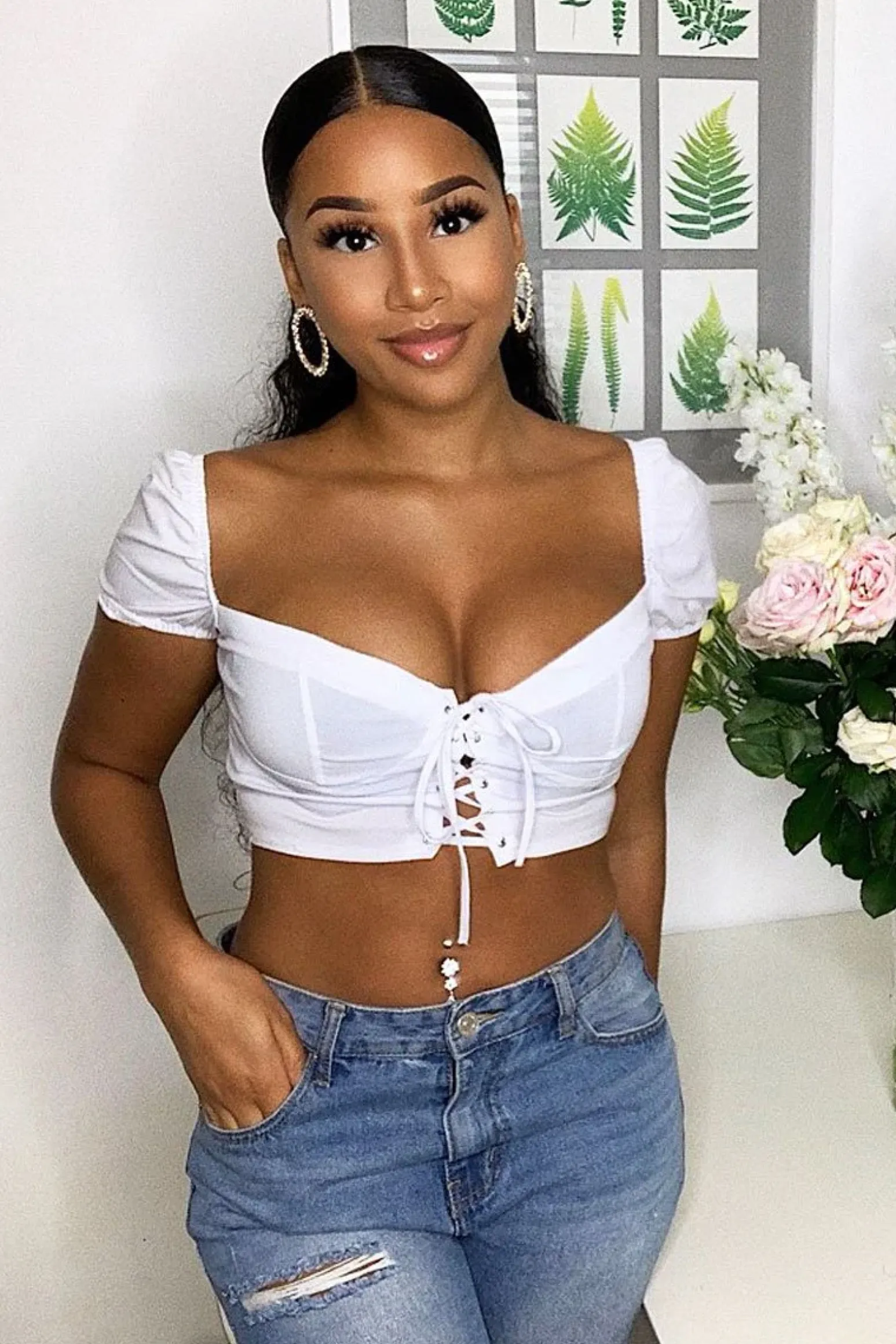 Rebellious Fashion White Lace Up Sweetheart Puff Sleeve Crop Top - Kandis
