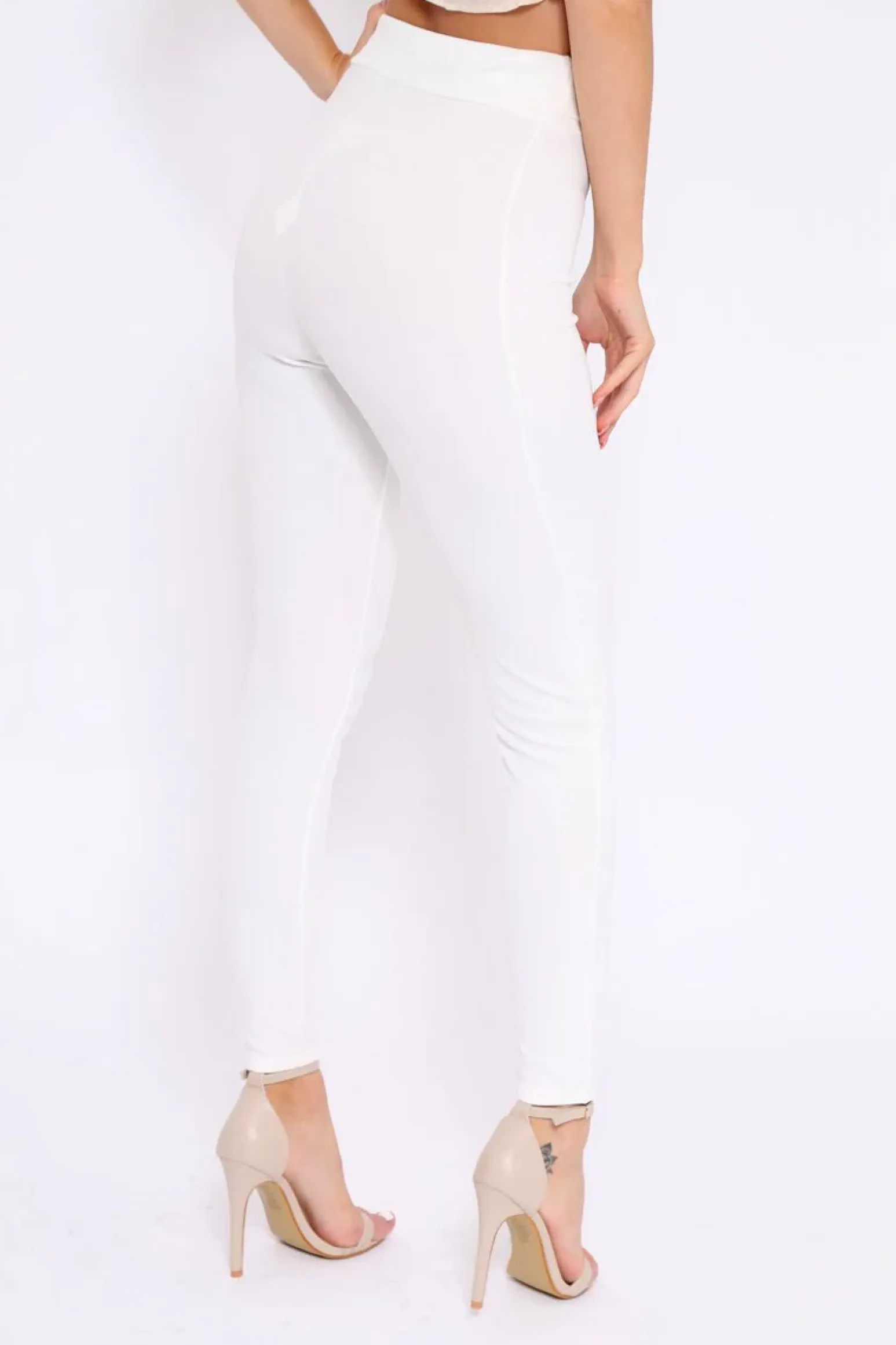 Rebellious Fashion White Tapered Trousers With Gold Buckle - Zyana