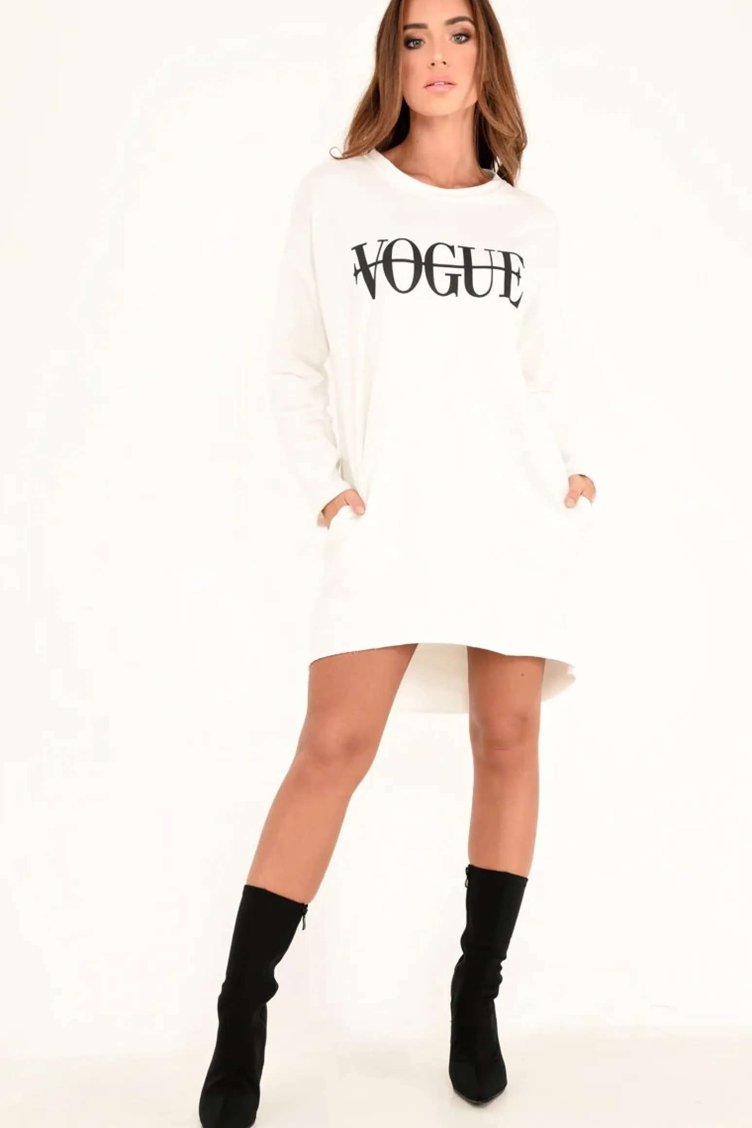Rebellious Fashion White Vogue Slogan Oversized Jumper - Bray