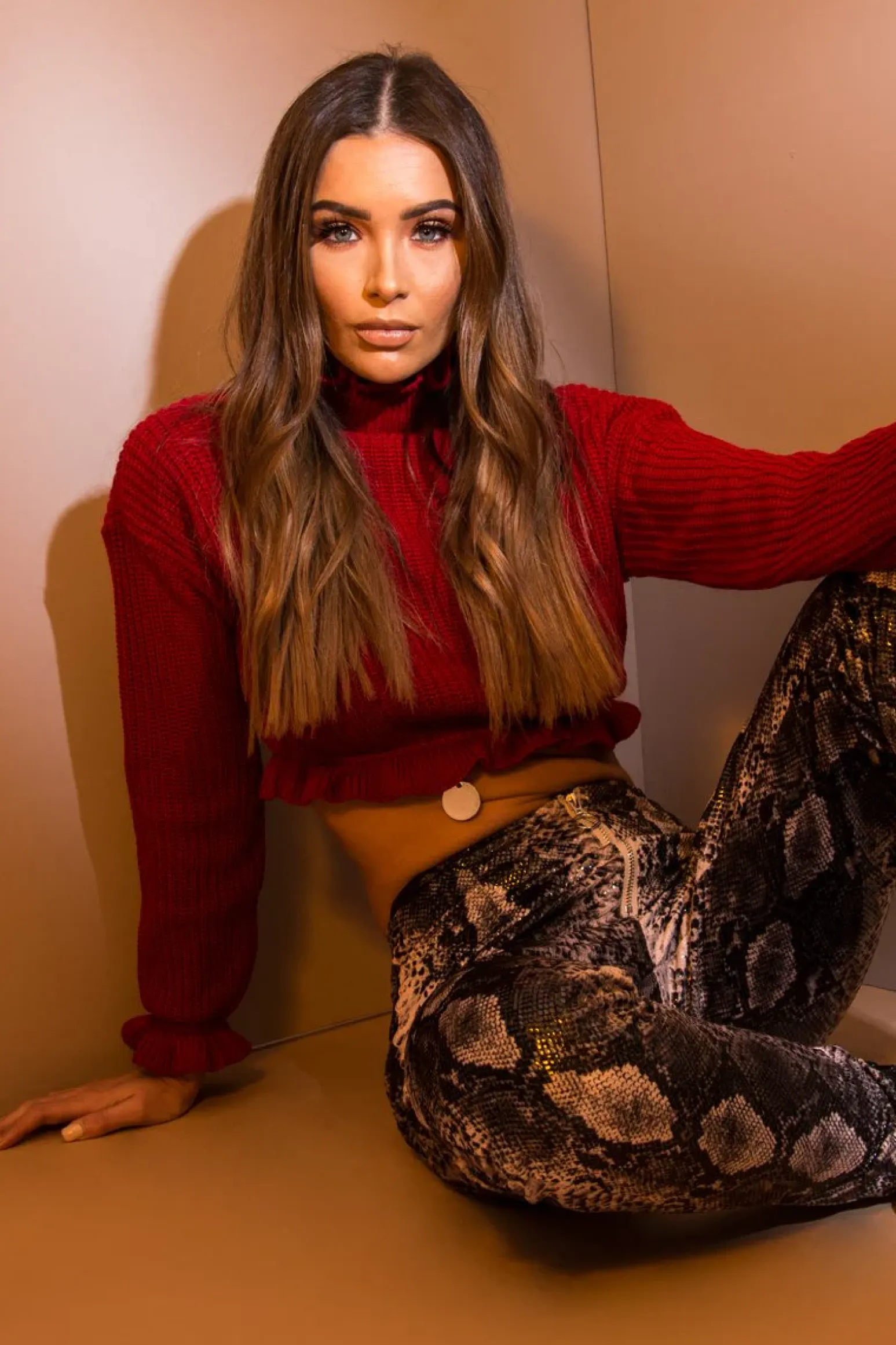 Rebellious Fashion Wine Ruffle Hem Chunky Knit Crop Jumper - Alannah